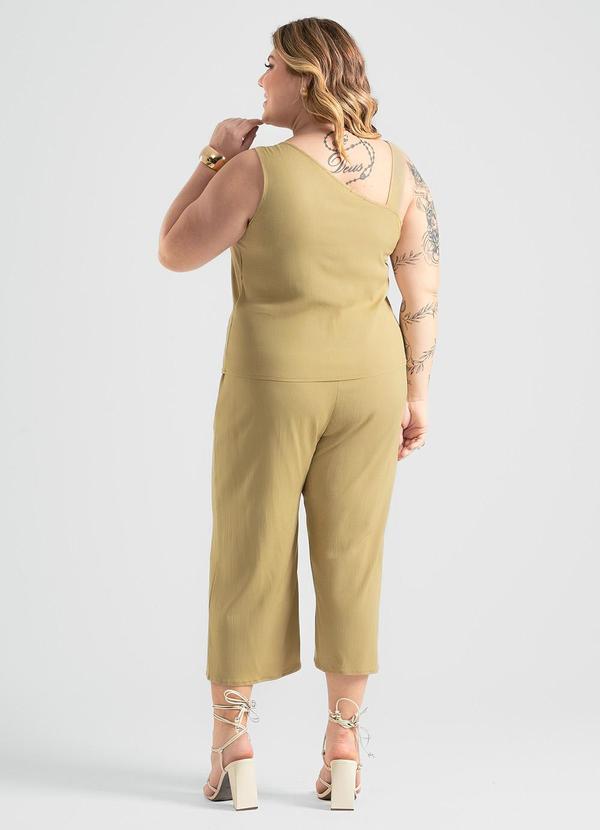 Cativa - Conjunto Plus Size em Viscose Caramelo 2