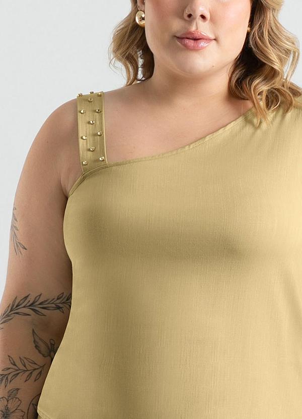 Cativa - Conjunto Plus Size em Viscose Caramelo 3