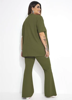 Marguerite - Conjunto Verde Militar em Canelado - MARGUERITE