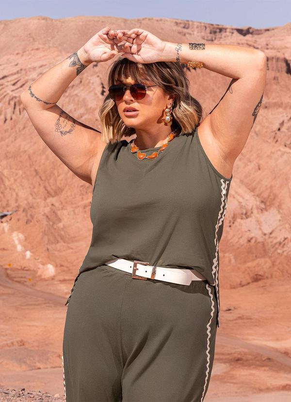 Marguerite - Conjunto Verde Militar em Malha de Algodão 7