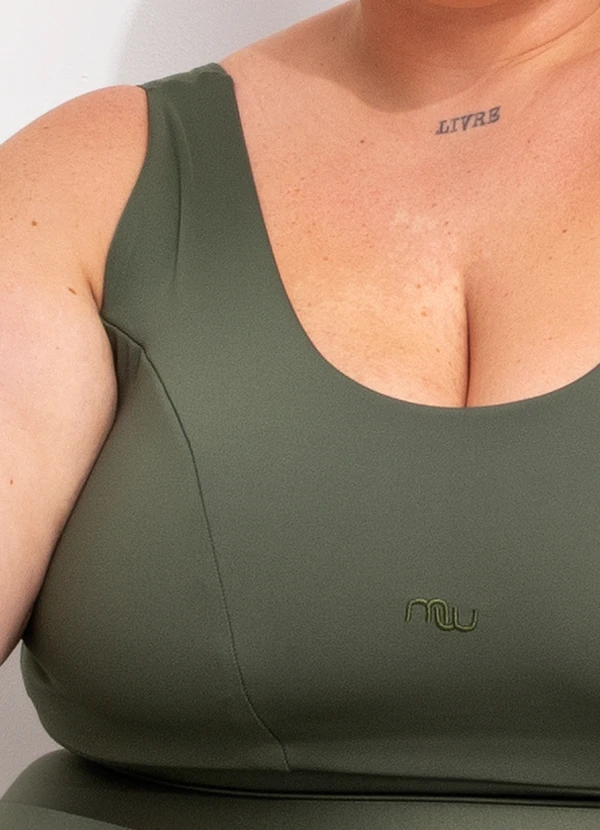 Marguerite - Top Verde Militar em Malha Suplex com Uv