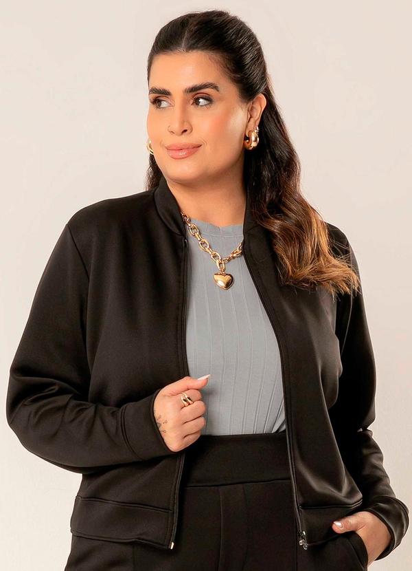 Cativa - Jaqueta em Moletom Tecnológico Plus Size Preto
