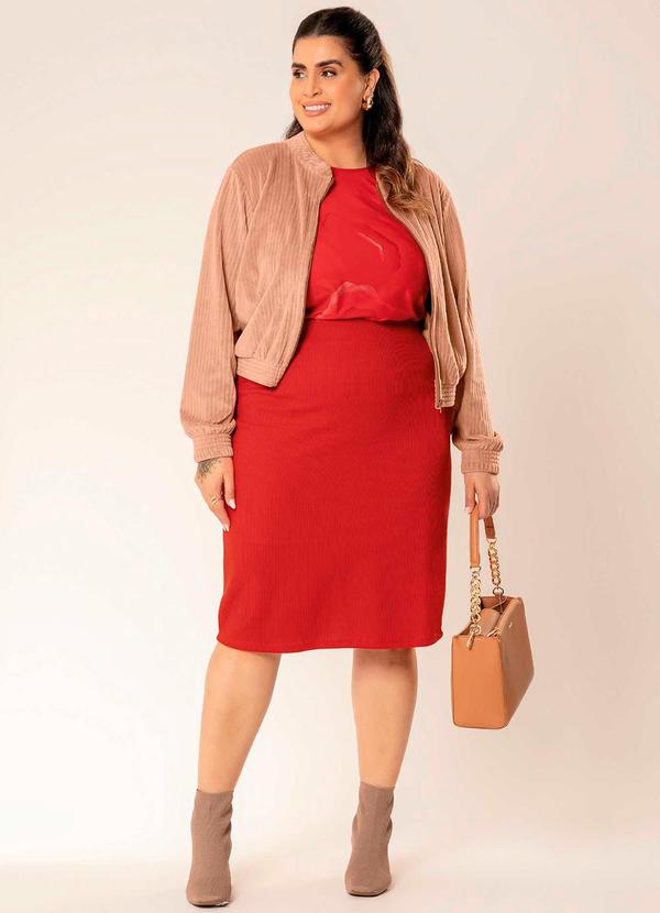 Cativa - Jaqueta Feminina Plus em Tecido Aveludado Marrom 2