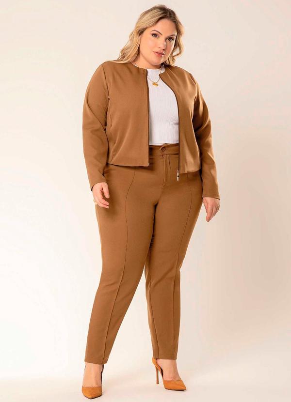Cativa Jaqueta Plus Size de Alfaiataria Bege