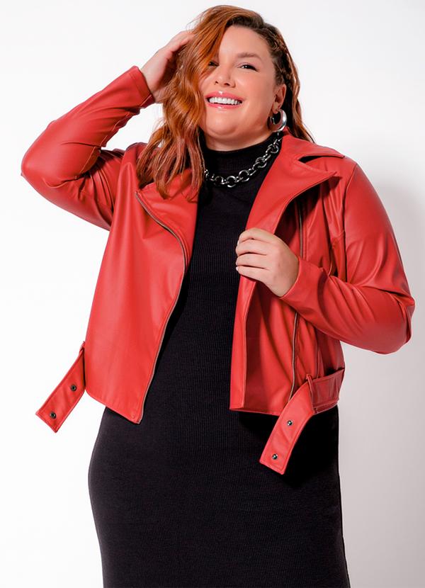 Cativa Plus Size - Jaqueta Plus Size em Material Sintético Vermelho 5