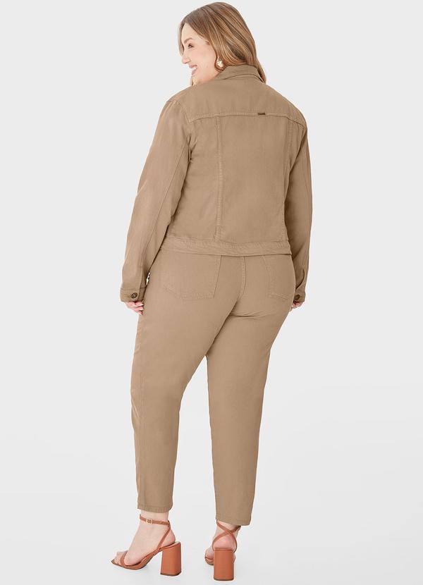 Malwee - Jaqueta Tradicional em Sarja Plus Bege 4