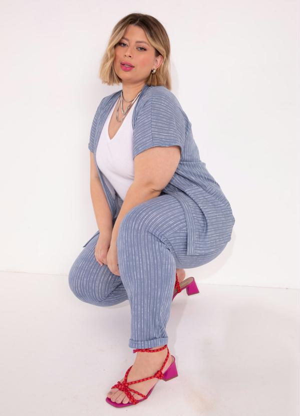 Marguerite - Kimono Listrado Azul com Mangas Plus Size 5