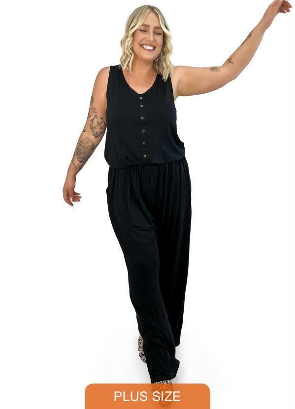 Miss Masy Plus - Macacão Feminino Letícia Preto