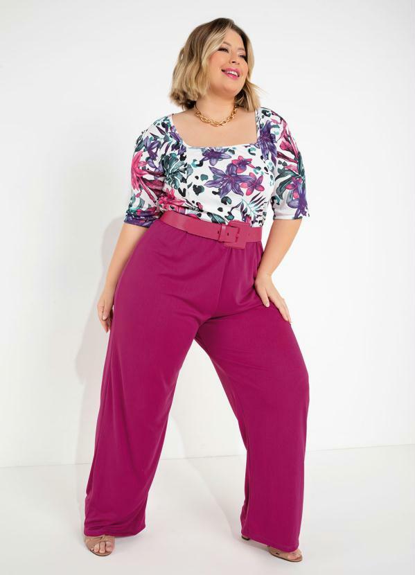 Marguerite - Macacão Floral e Púrpura com Mangas Plus Size