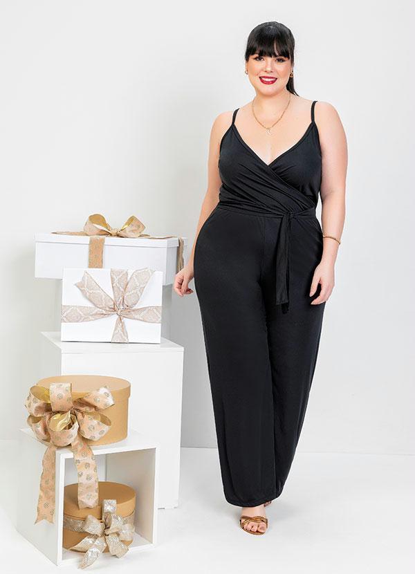 Marguerite - Macacão Preto de Alças e Amarração Plus Size 5