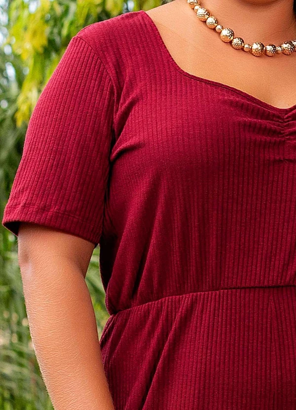 Marguerite - Macacão Bordô Cropped em Canelado 1