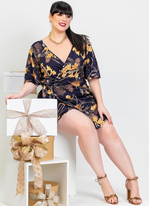 Marguerite - Macaquinho Floral Azul Plus Size com Short Saia 3