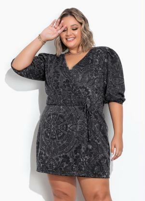 Macaquinho (Floral Preto) Sobreposio Plus Size