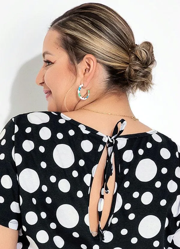 Marguerite - Macaquinho Poá Preto com Mangas Plus Size 3