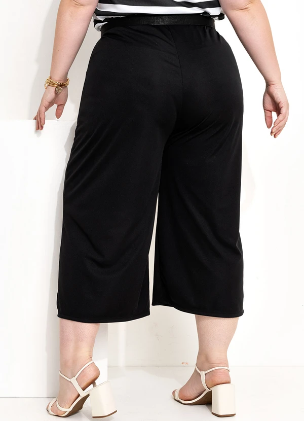 Marguerite - Calça Preta Cropped com Botão 2