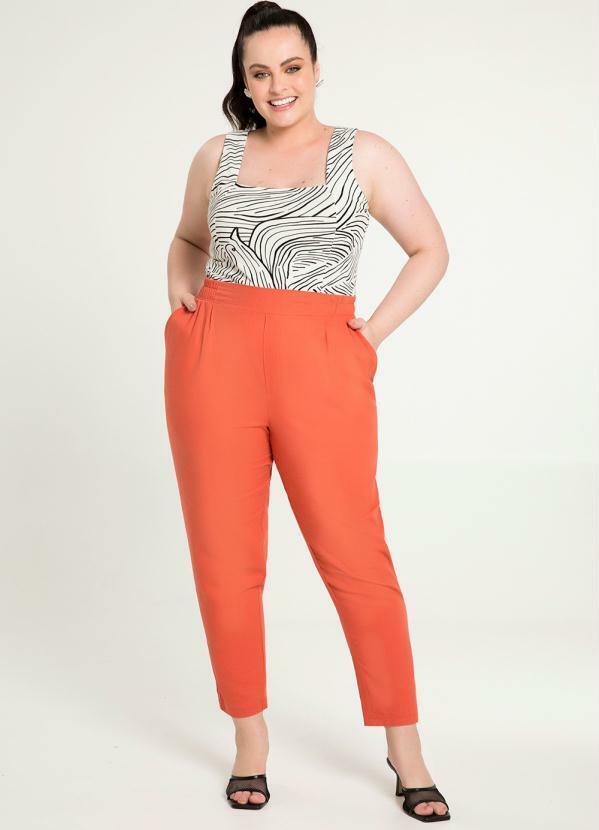 Lunender Mais Mulher - Blusa em Malha Crepe com Decote Reto Branco 3