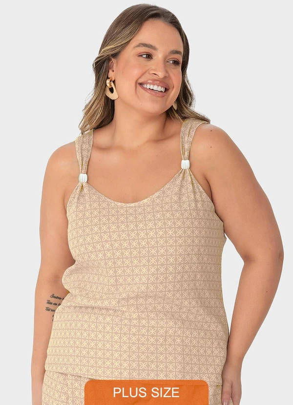 Malwee Plus - Blusa Nude Evasê Arabesco com Pingente