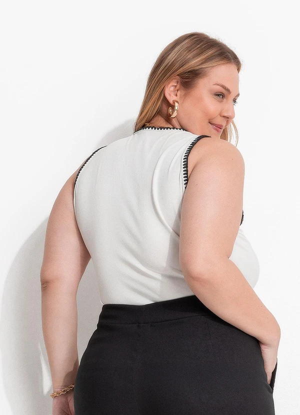 Marguerite - Blusa Off White em Malha de Viscose 2