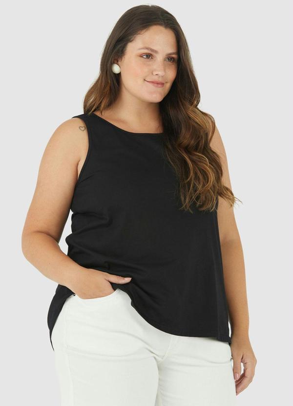 Malwee Plus - Blusa Preta Básica em Malha Plus