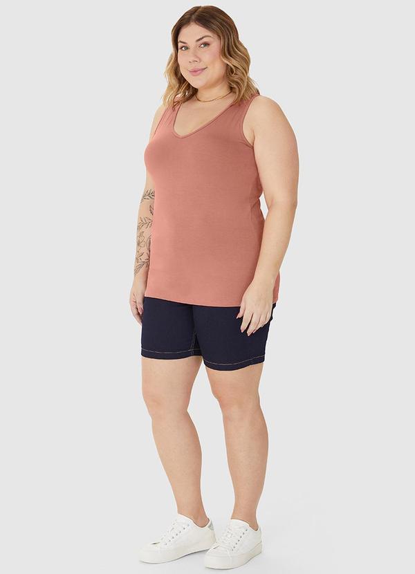 Malwee - Regata Decote V Alça Larga em Viscose Marrom 2