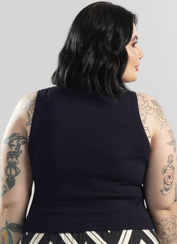 Cativa - Regata Feminina Básica em Canelado Preto 2