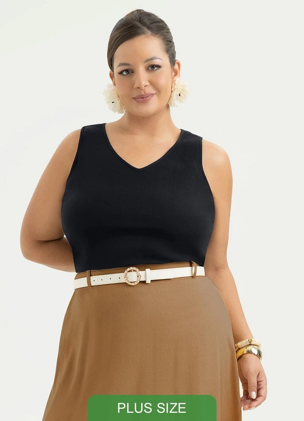 Cativa - Regata Plus Size Decote V em Viscose Preto