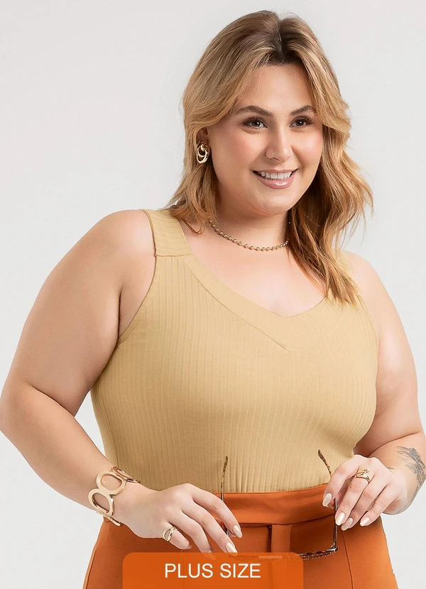 Habana - Regata Plus Size em Canelado Bege