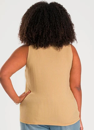 Cativa - Regata Plus Size em Canelado Caramelo - CATIVA