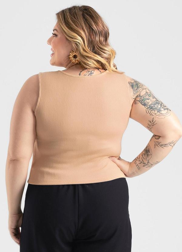 Cativa - Regata Plus Size em Canelado Caramelo 2