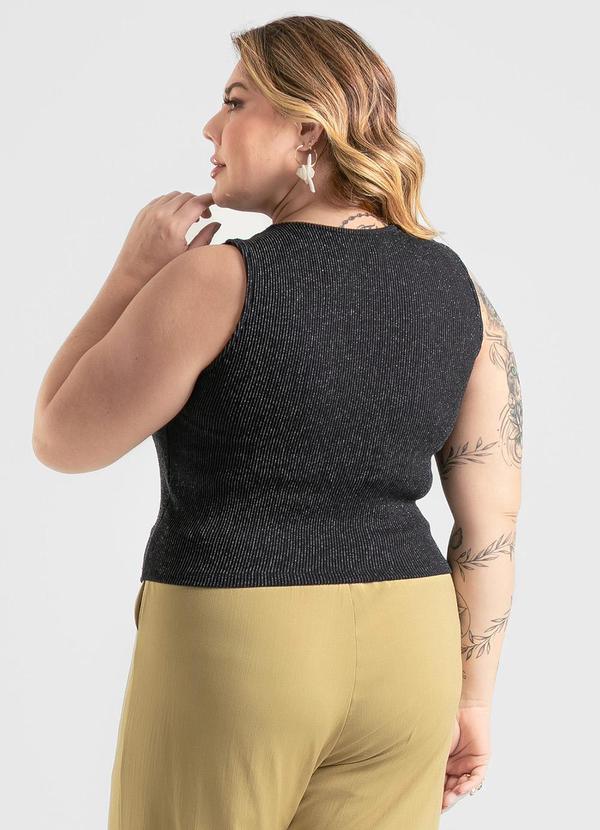 Cativa - Regata Plus Size em Canelado Preto 2