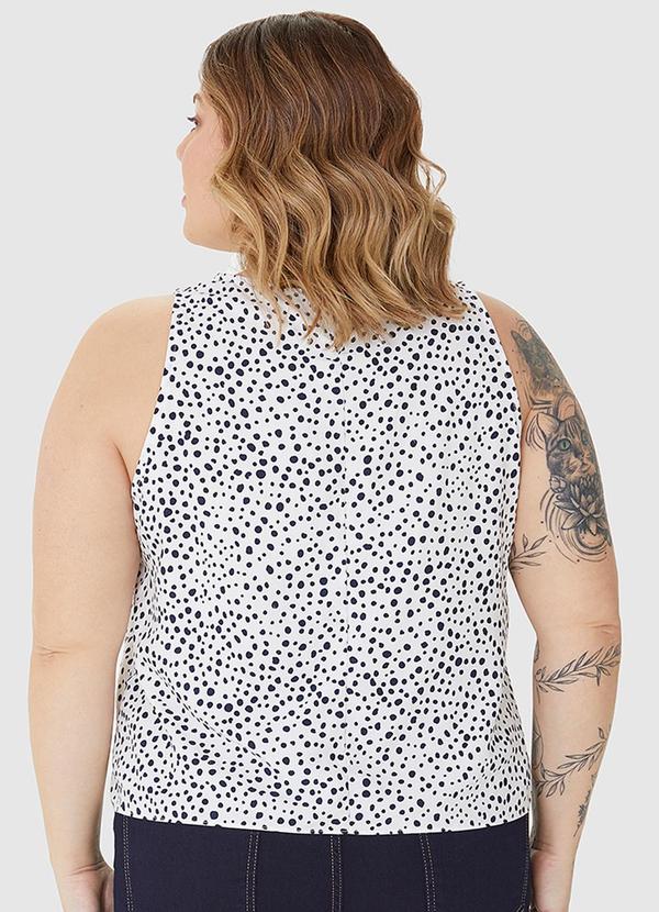 Malwee - Regata Plus Size Estampada em Viscose Branco 2