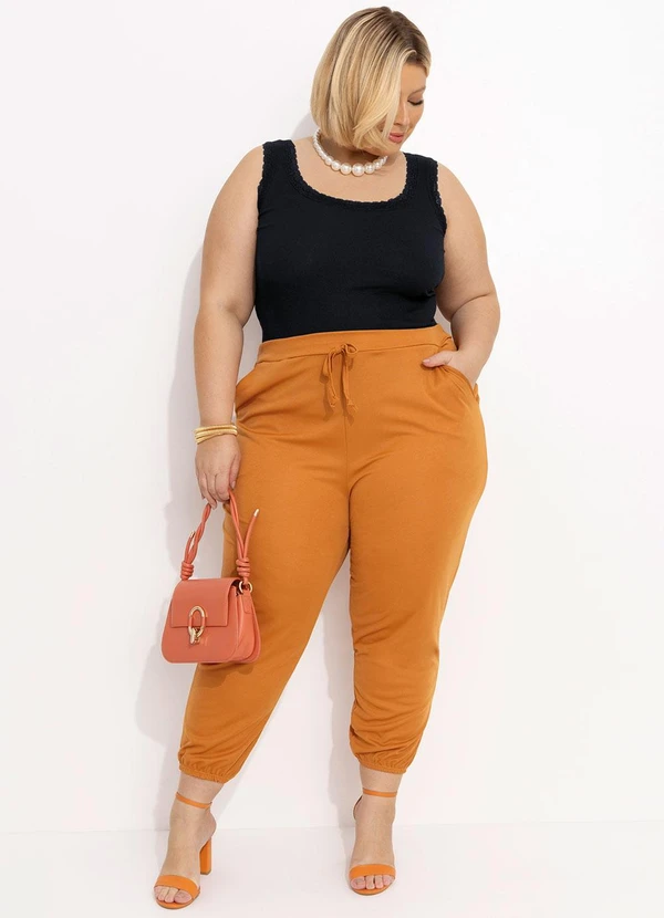 Marguerite - Regata Preta Detalhe Renda Plus Size 3