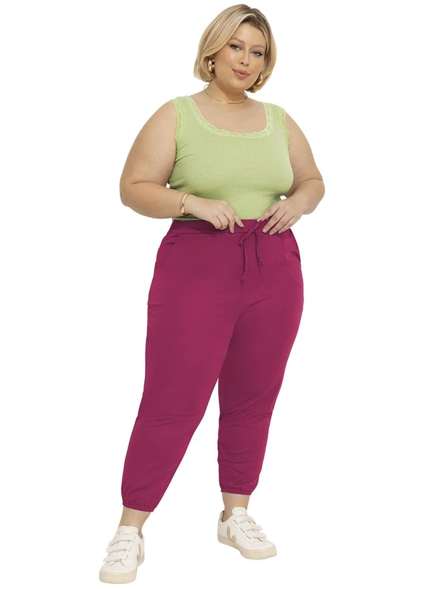 Marguerite - Regata Verde Detalhe Renda Plus Size 3
