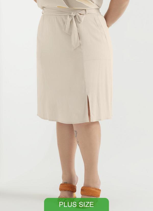 Cativa - Saia Feminina Midi Plus Size Off White 12