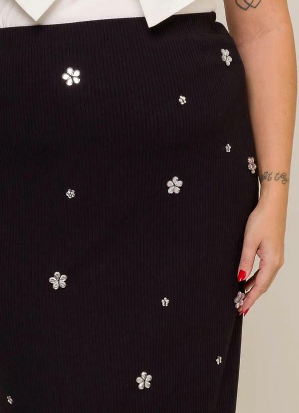 Cess - Saia Midi com Fenda e Bordado Flores Preto 5