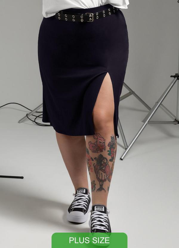 Cativa - Saia Midi Plus Size Estampada Preto