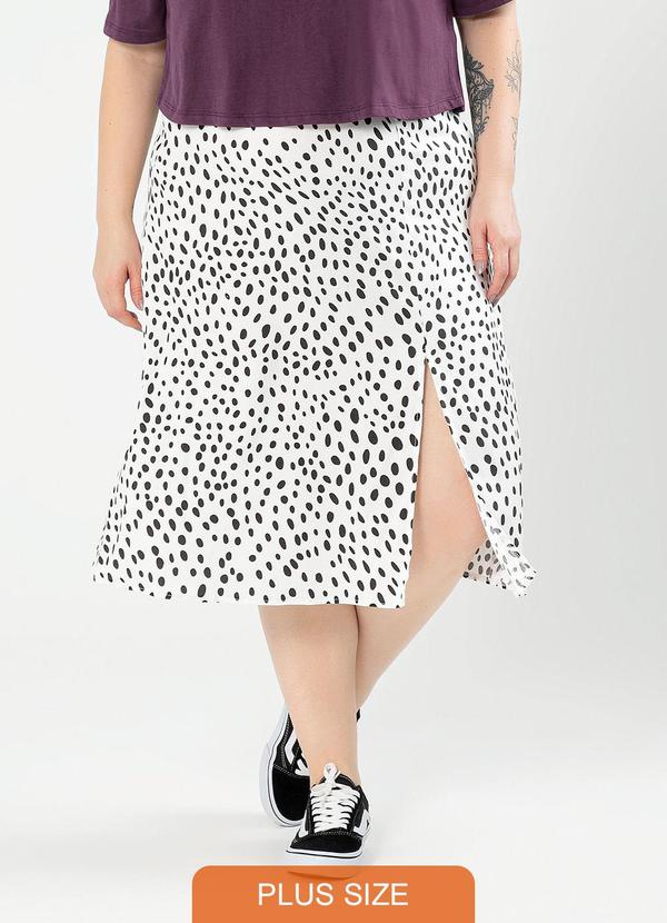 Cativa - Saia Plus Size Midi em Viscose Branco