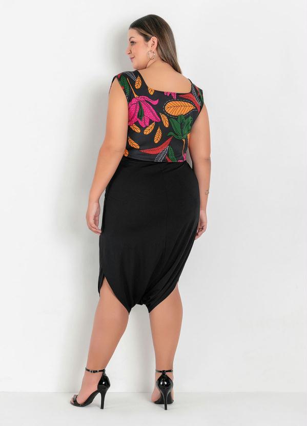 Outlet - Saia Saruel Preta com Amarração no Cós Plus Size 8