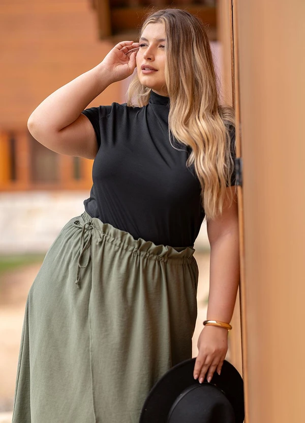 Marguerite - Saia Verde Oliva em Viscose Sarjada 2