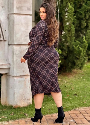 Marguerite - Saia Xadrez Preta Lápis com Fenda Plus Size - MARGUERITE