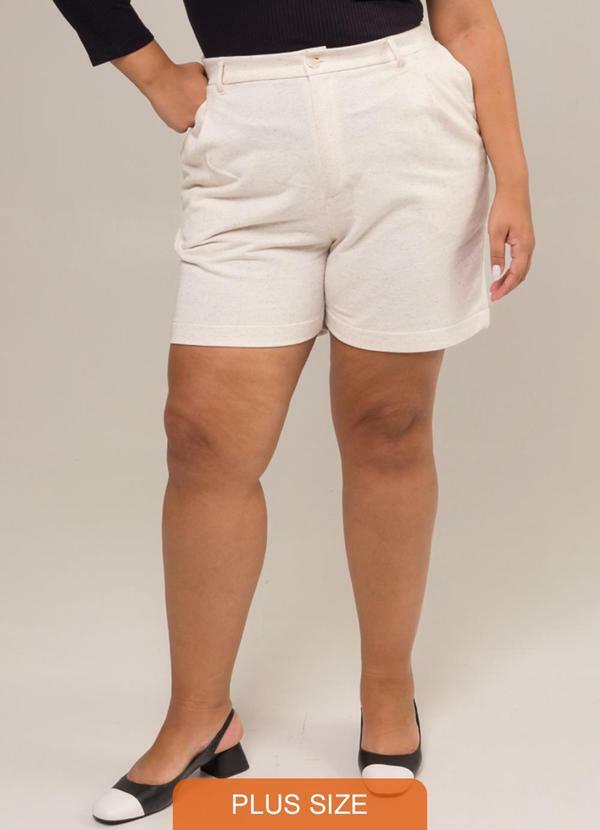 Cess - Bermuda de Alfaiataria em Moletinho Branco