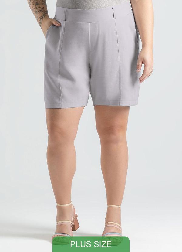 Cativa - Bermuda Plus Size em Tecido Alfaiataria Cinza