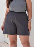 Short Cinza em Alfaiataria