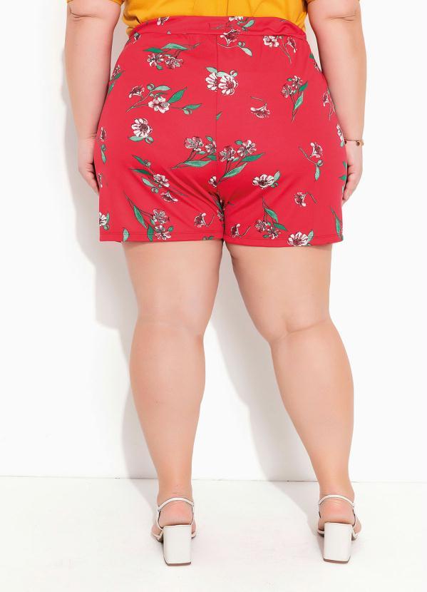 Outlet - Short Floral com Bolsos e Amarração Plus Size 2