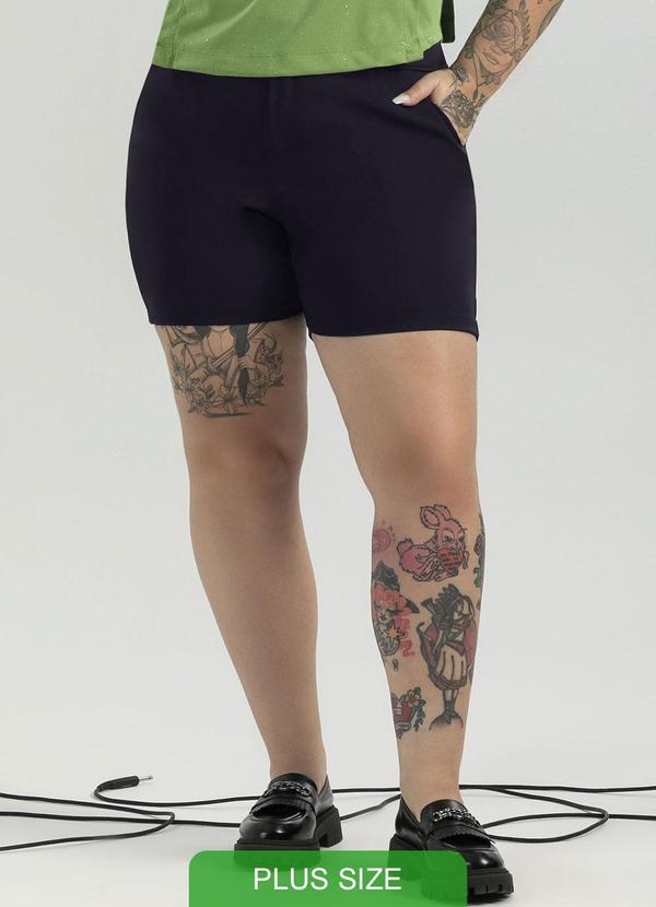 Cativa - Short Plus Size em Alfaiataria Preto