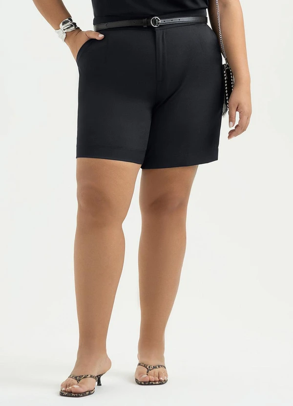 Cativa - Short Plus Size em Tecido Alfaiataria Preto 1