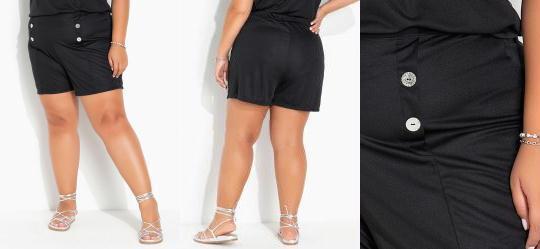 Short Preto com Bot�es Decorativos Plus Size