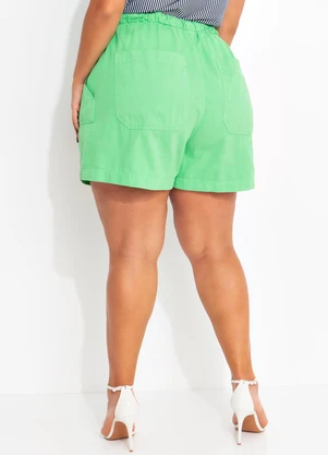 Marguerite - Short Verde em Sarja - MARGUERITE