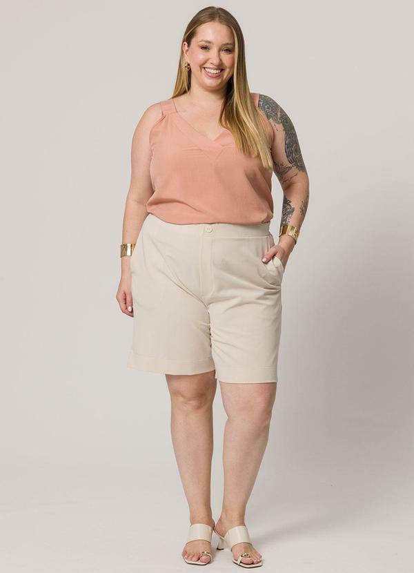 Lisamour - Shorts Alfaiataria com Bolsos Bege 2