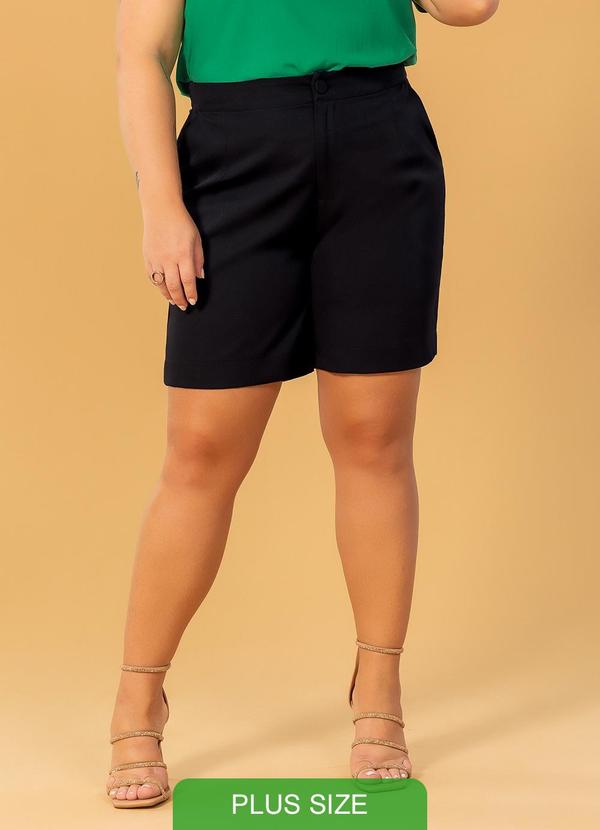 Cativa Plus Size - Shorts em Tecido Alfaiataria Preto
